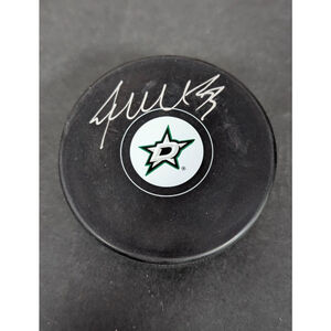Benoit Hogue Signed Dallas Stars Hockey Puck AUTO W/ JSA COA
